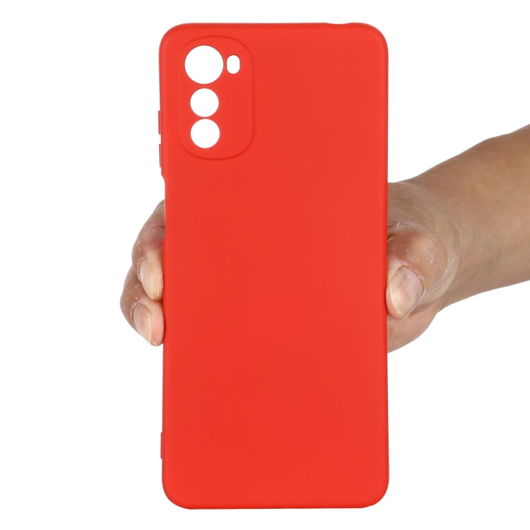 For Motorola Moto E32 4G Pure Color Liquid Silicone Shockproof Phone Case(Red) - Motorola Cases by buy2fix | Online Shopping UK | buy2fix