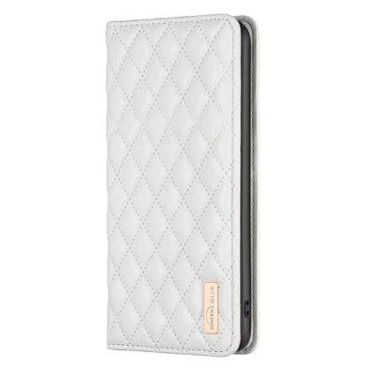 For Samsung Galaxy S25 5G Diamond Lattice Magnetic Leather Flip Phone Case(White) - Galaxy S25 5G Cases by buy2fix | Online Shopping UK | buy2fix